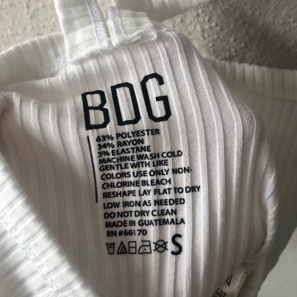 Urban Outfitters White Ribbed High Neck Tank Top - Picture 7 of 8